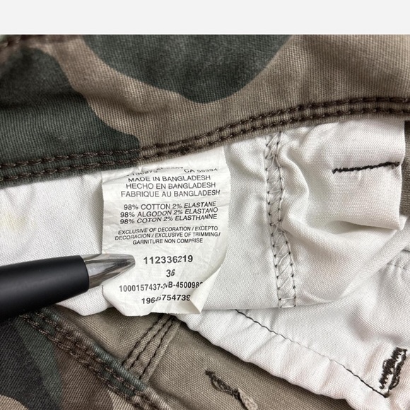 Wrangler Green and Tan Cargo Shorts With Pockets Cotton - Picture 2 of 5